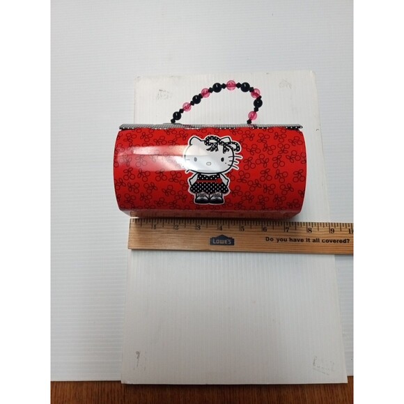 Hello Kitty Barrel Tin Purse - Picture 4 of 6